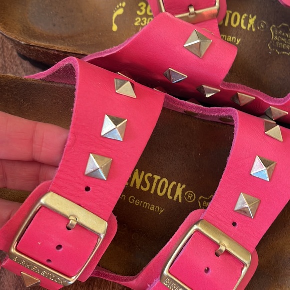 𝅺THE BIRKENSTOCK women Arizona studded fuchsia size 36- RARE. - Picture 15 of 15